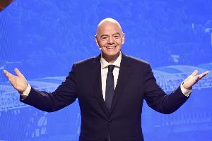 英国首相:因凡蒂诺并不是带领国际足联前进的合适人选