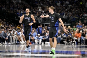克莱盛赞弗拉格:不敢相信他才19岁 感觉已经在NBA打了10年