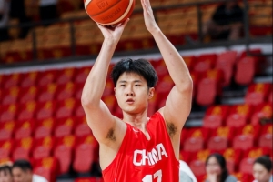 目前1胜1负!后天晚上中国男篮将打本次热身赛最后一个对手新西兰