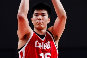 媒体人:能里能外是焦泊乔的特点 他只是需要一个合适的爆发时机