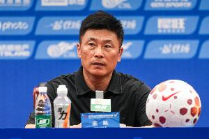李国旭:30分钟就少一人打乱赛前部署,在高原会消耗更多体能