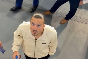 卡迪夫球迷喊话格拉利什:永久转会还是租借?格10笑答:还没确定