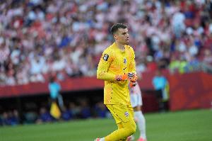 每体:萨格勒布迪那摩要租借利瓦科维奇两个赛季,与巴萨计划冲突
