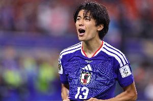 记者:中村敬斗将与里昂签下4年合同,转会费2000万欧元