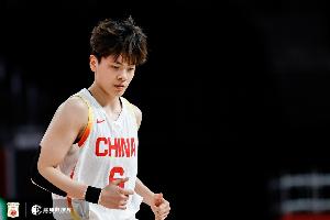 媒体人:蒙古快速抢投打法非常韩国 中国需警醒 杨舒予崴脚有隐患