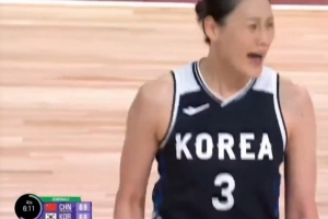 不妙!韩女篮3号姜怡瑟投中两记三分&连得8分 直接完成反超