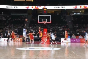 什么球都能蒙进!中国台北黄铃娟左手抛投三分 压哨也能扔进
