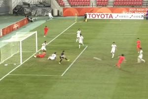 下半场带球入场!胡荷韬空位补射破门,U23国足2-0领先泰国