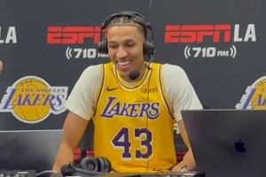 卡尔:NBA人人都有出色运动能力 真正拉开差距的是篮球智商