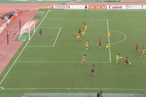 后点漏人!U23国足1-2落后韩国,裴峻浩无人盯防头球抢点破门