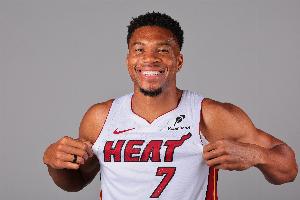 乔·约翰逊:热火文化完美契合字母哥 他就是个训练狂人