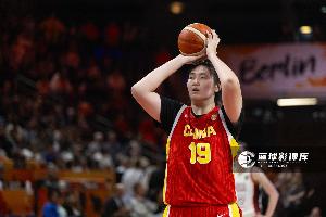 付政浩:张子宇明年WNBA参选概率高 多队有意&本人期待首轮中选