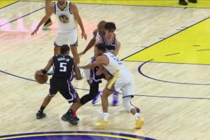 医疗专家:NBA球员赛季中遭遇髌骨半脱位平均缺阵时间为14天