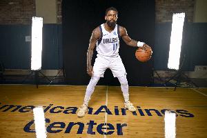 考辛斯:凯里·欧文是NBA历史上技术最精湛的后卫