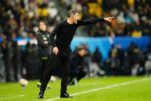 孔塞桑:纯粹按边锋来算,菲戈要比生涯初期的C罗还要强