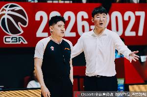 记者:深圳输得这么彻底 一些能凑合过去的问题 恐怕没法再凑合了